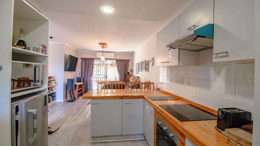 3 Bedroom Property for Sale in Beacon Bay North Eastern Cape
